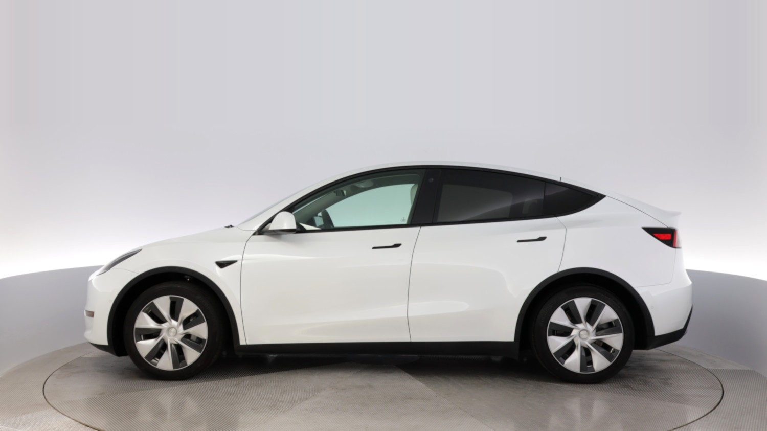 2021 Tesla Model Y โ VIN 5YJYGDEE6MF093396