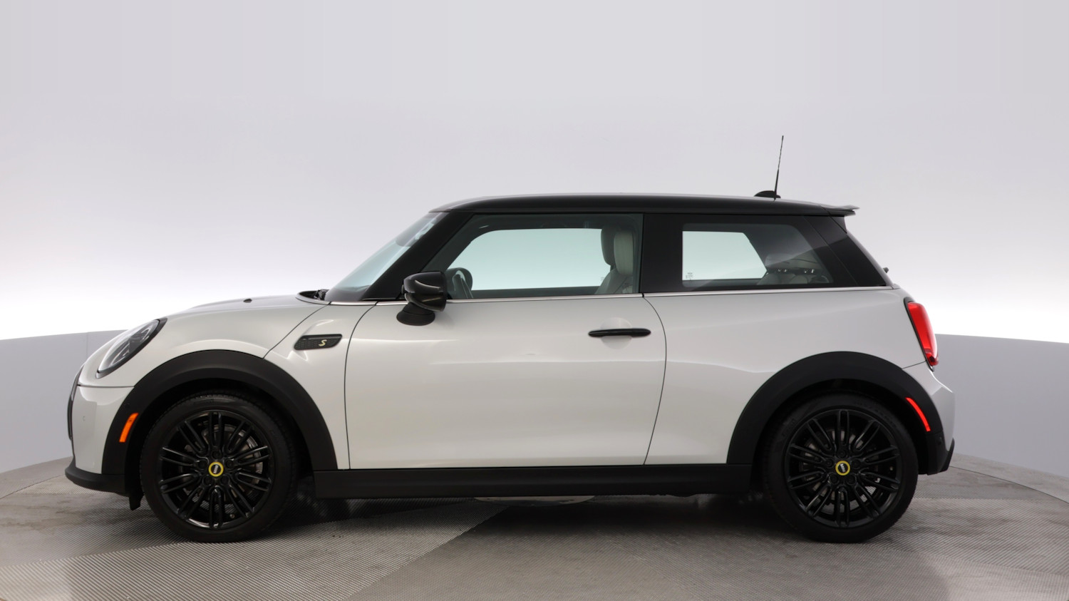 2022 MINI Cooper SE โ VIN WMW13DJ07N2S11206