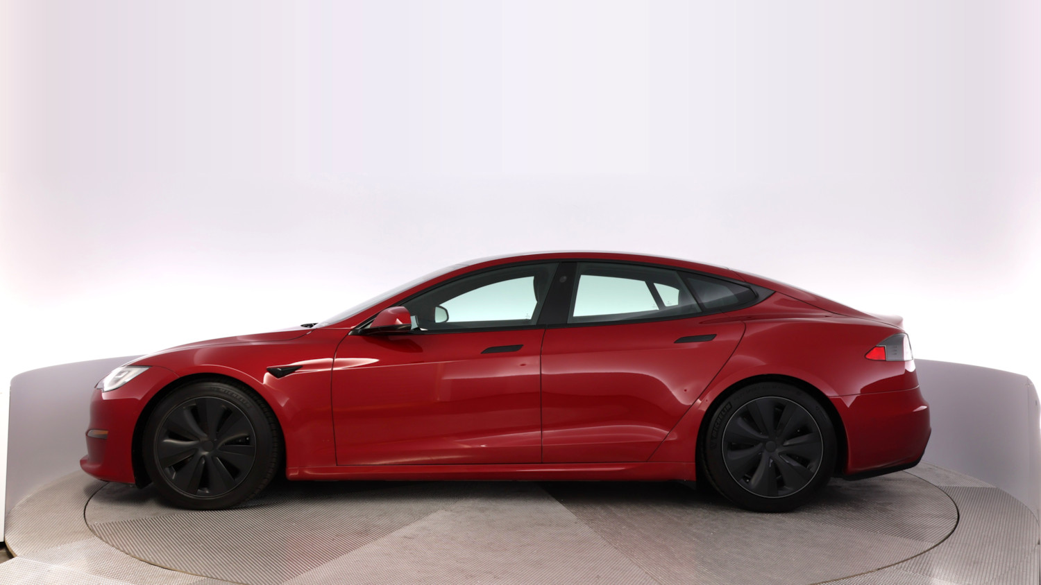 2022 Tesla Model S โ VIN 5YJSA1E50NF467444