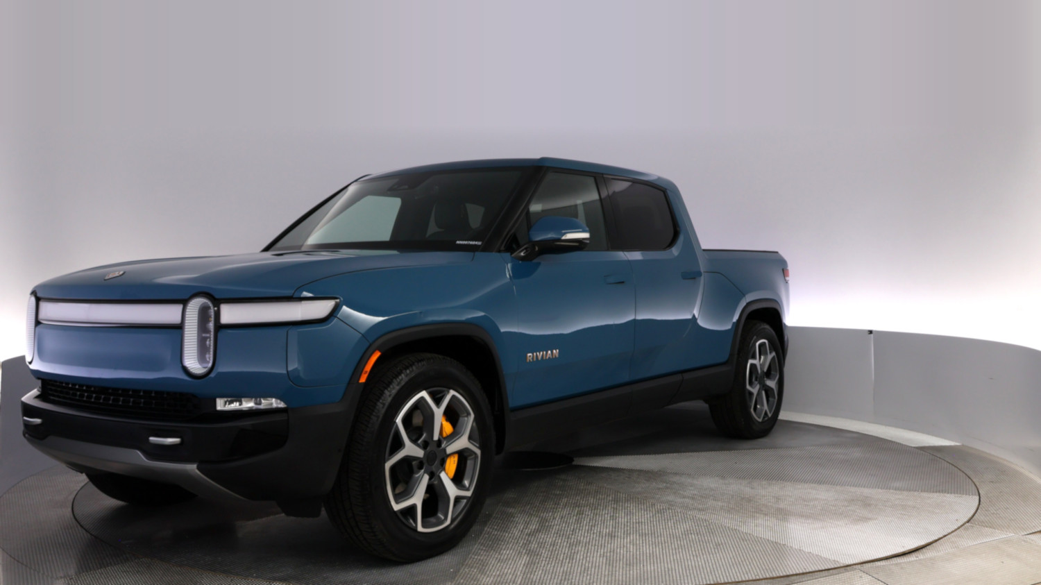 2022 Rivian R1T โ VIN 7FCTGAAA7NN007604