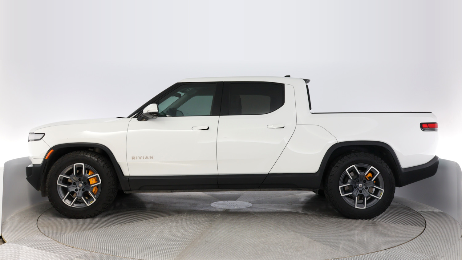 2022 Rivian R1T โ VIN 7FCTGAAA0NN010618