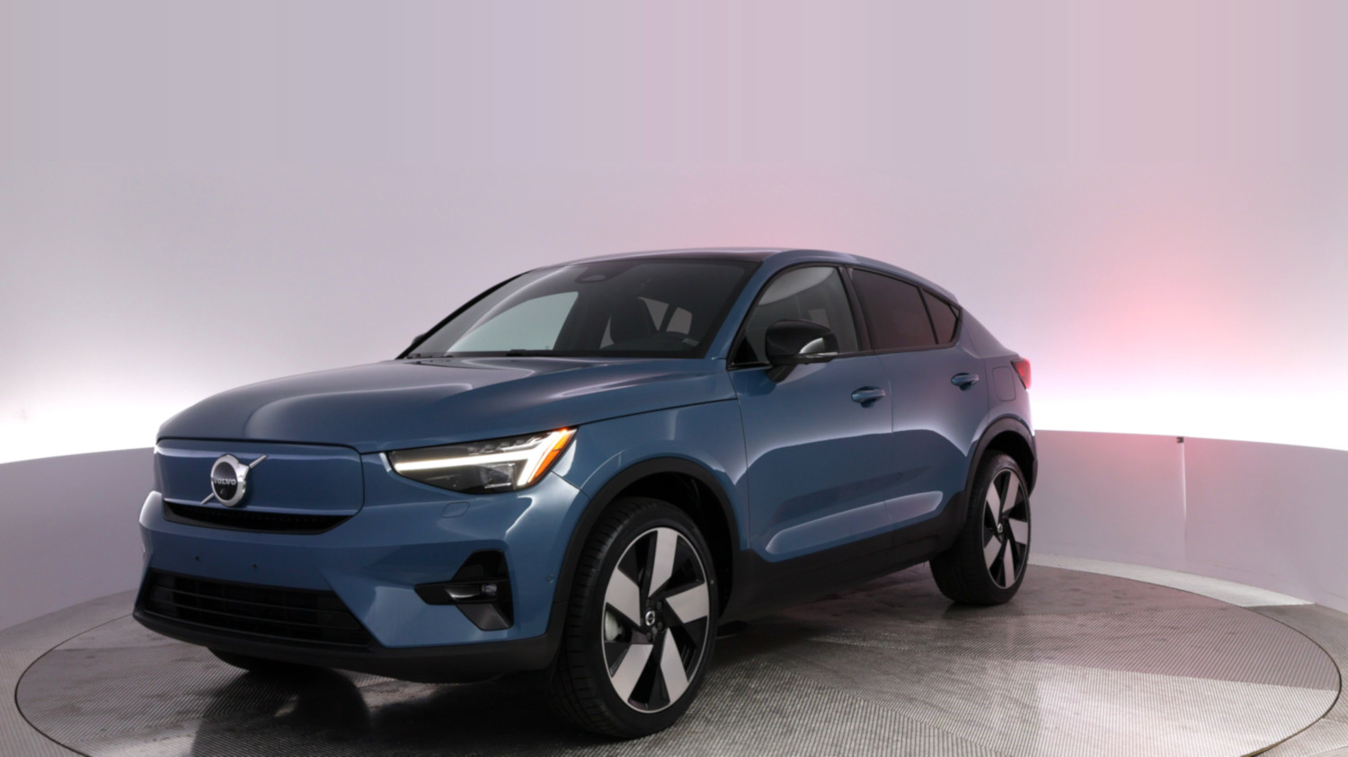 2023 Volvo C40 Recharge โ VIN YV4ED3GM2P2052892