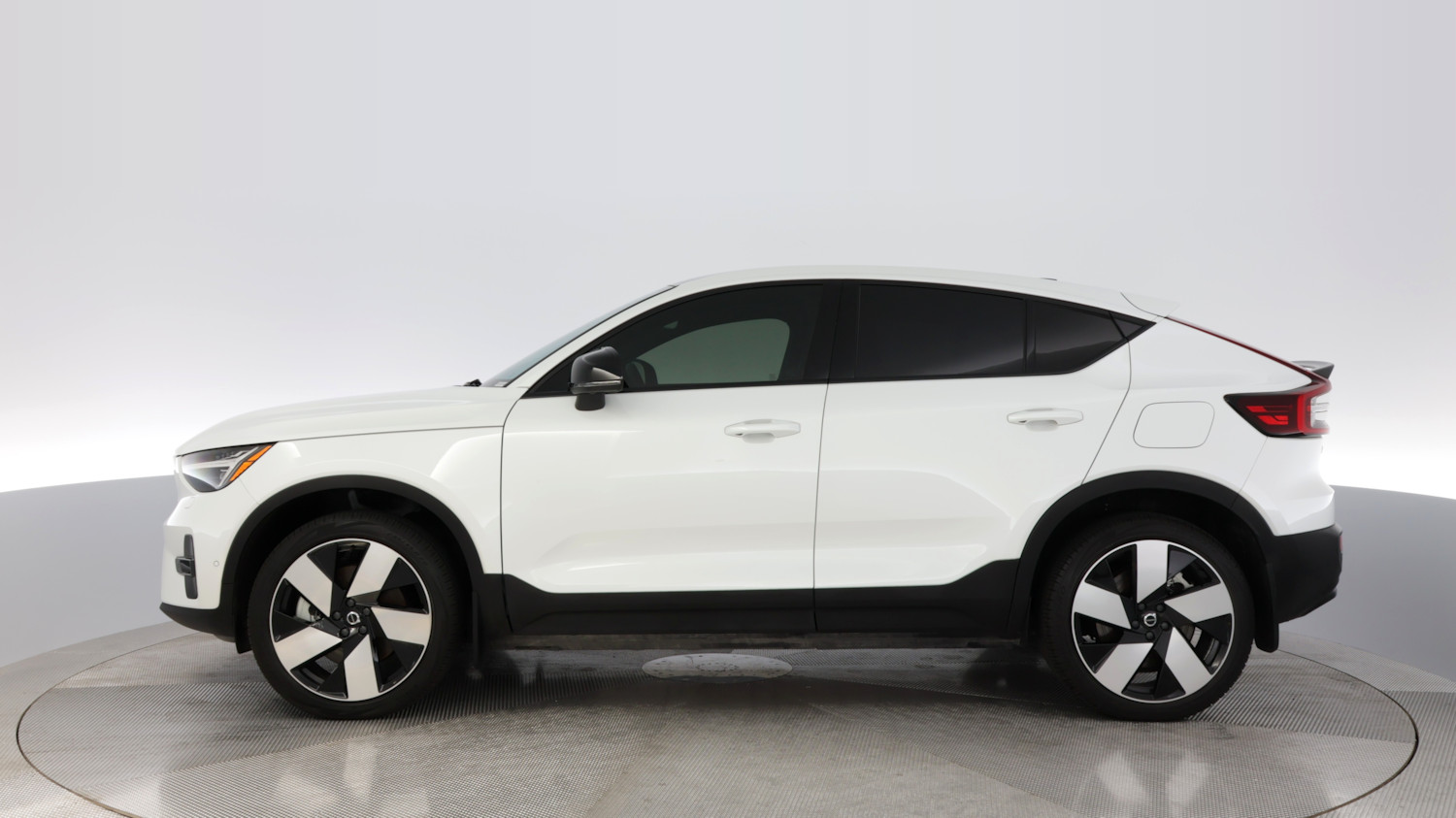 2023 Volvo C40 Recharge โ VIN YV4ED3GM1P2053483