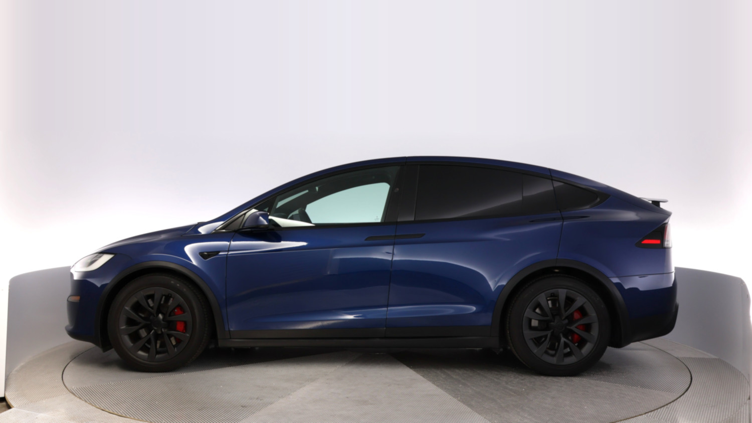 2023 Tesla Model X โ VIN 7SAXCBE63PF402172