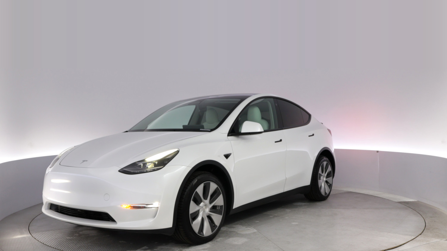 2023 Tesla Model Y โ VIN 7SAYGDEE7PF632339
