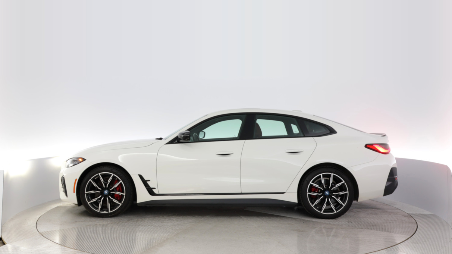 2023 BMW i4 โ VIN WBY73AW02PFR37098