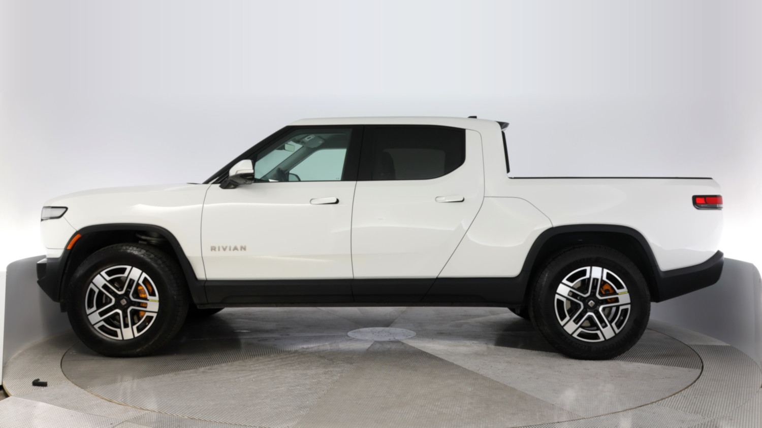 2023 Rivian R1T โ VIN 7FCTGAAA6PN018516