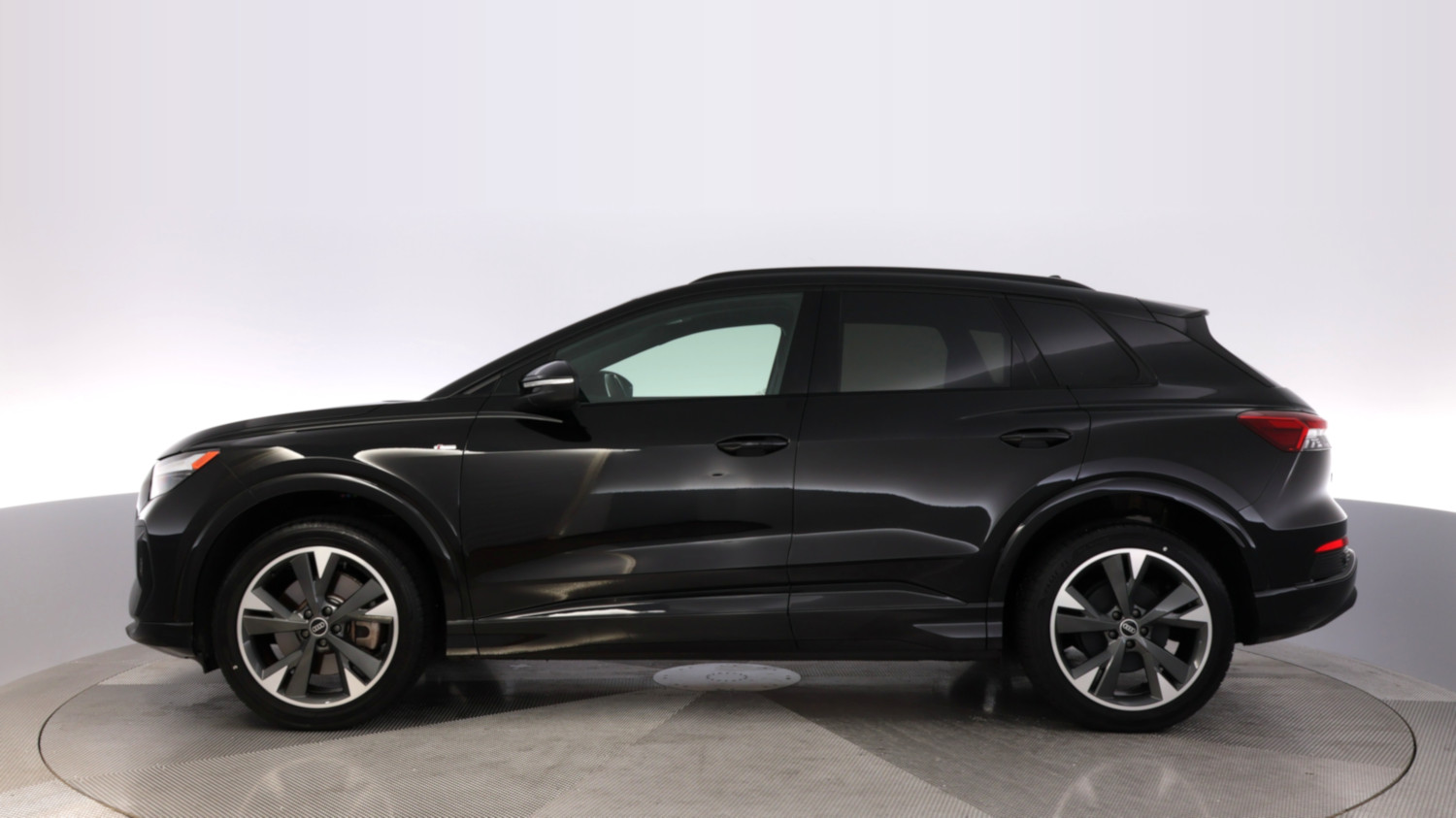 2023 Audi Q4 e-tron โ VIN WA1K2BFZ8PP054002