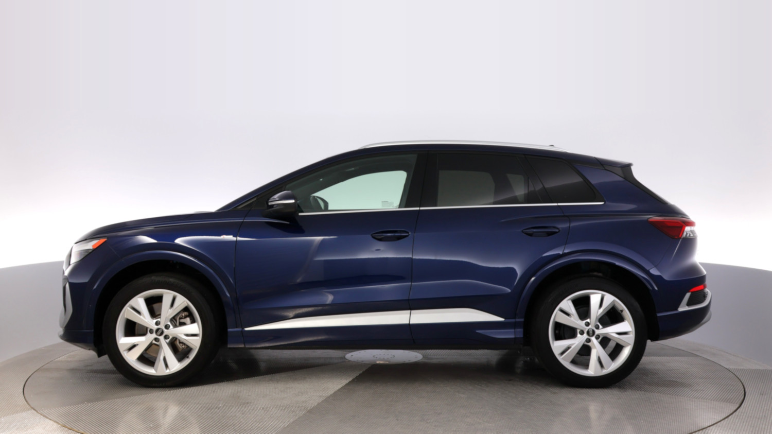 2023 Audi Q4 e-tron โ VIN WA1L2BFZ9PP061352