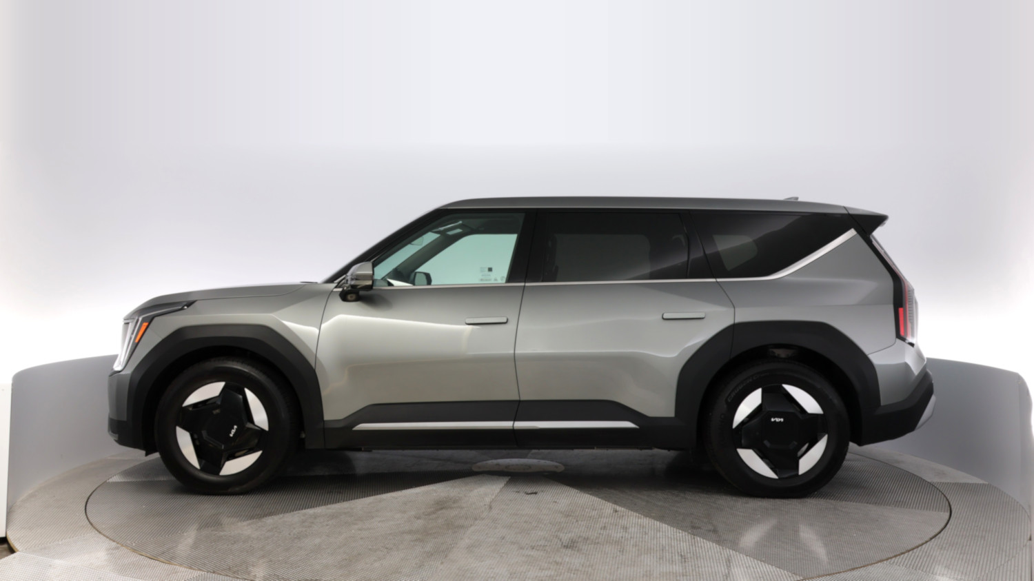 2024 Kia EV9 โ VIN KNDAB5S16R6022273