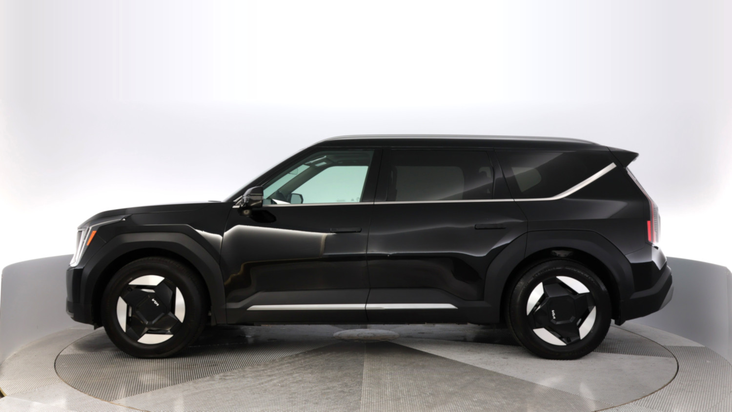 2024 Kia EV9 โ VIN KNDAFFS50R6036179