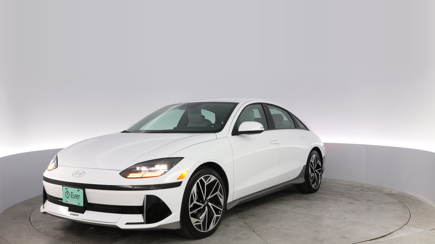 2024 Hyundai IONIQ 6 โ VIN KMHM34AA3RA070411
