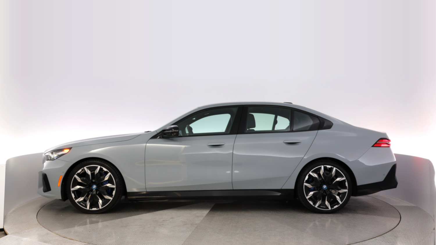 2024 BMW i5 โ VIN WBY43FK07RCP43421