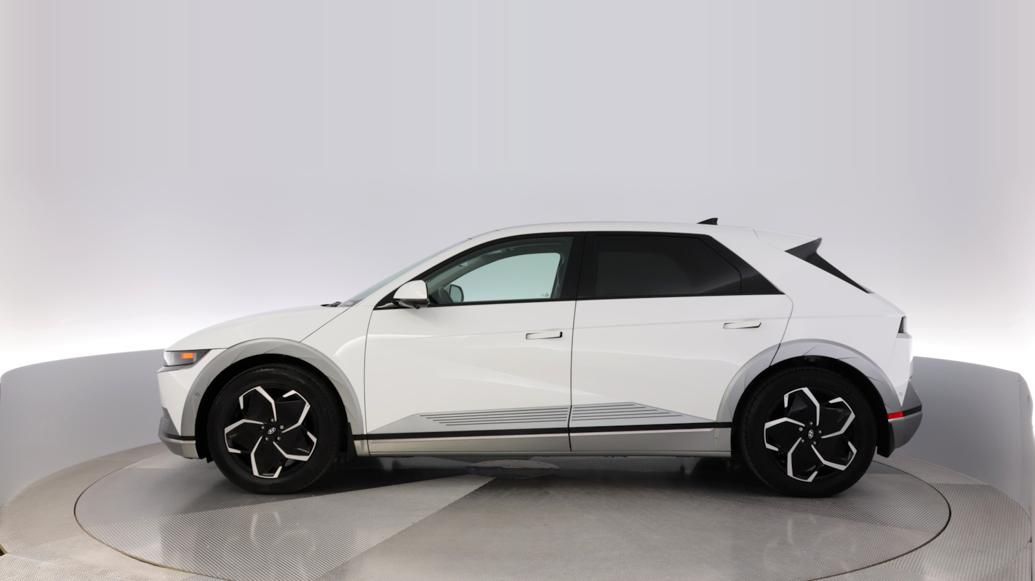 2024 Hyundai IONIQ 5 โ VIN KM8KR4DE3RU240009