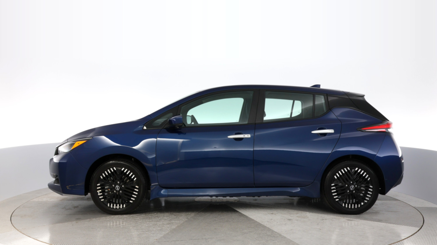 2025 Nissan LEAF โ VIN 1N4CZ1CV7SC559262