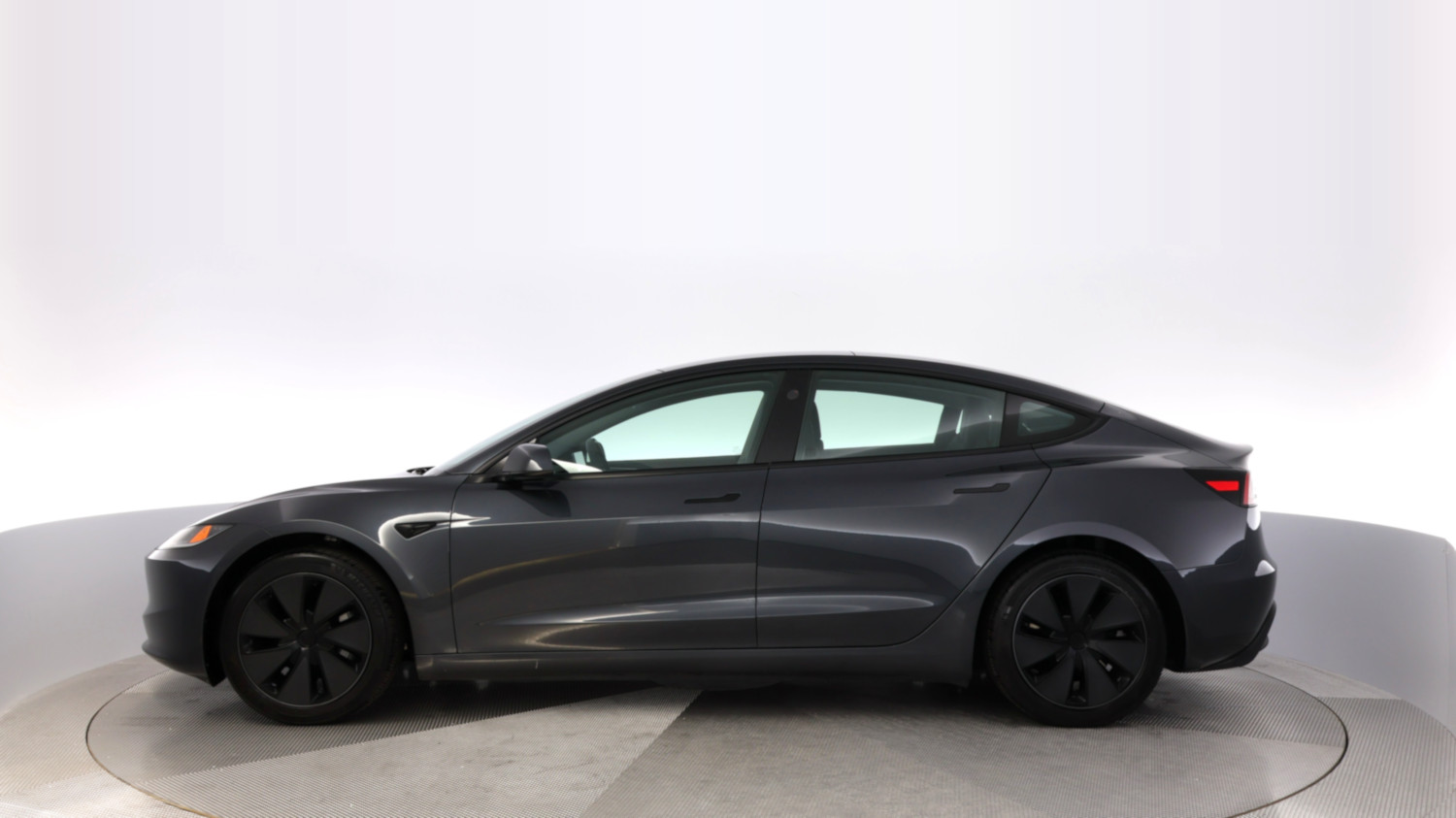 2025 Tesla Model 3 โ VIN 5YJ3E1EA8SF921683