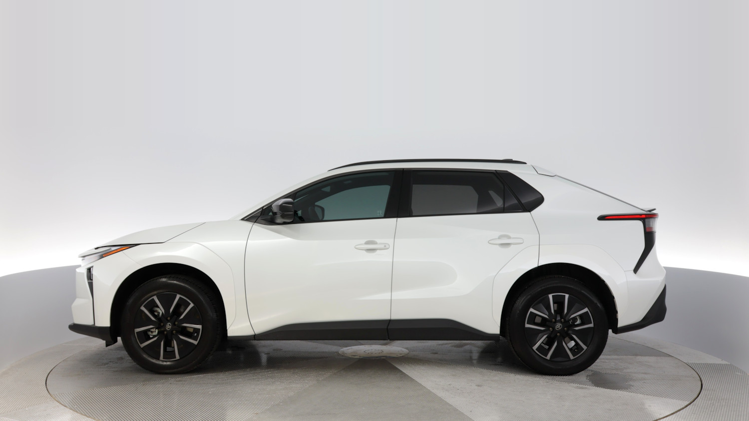 2026 Toyota bZ โ VIN JTMBFAEB9TJ013612